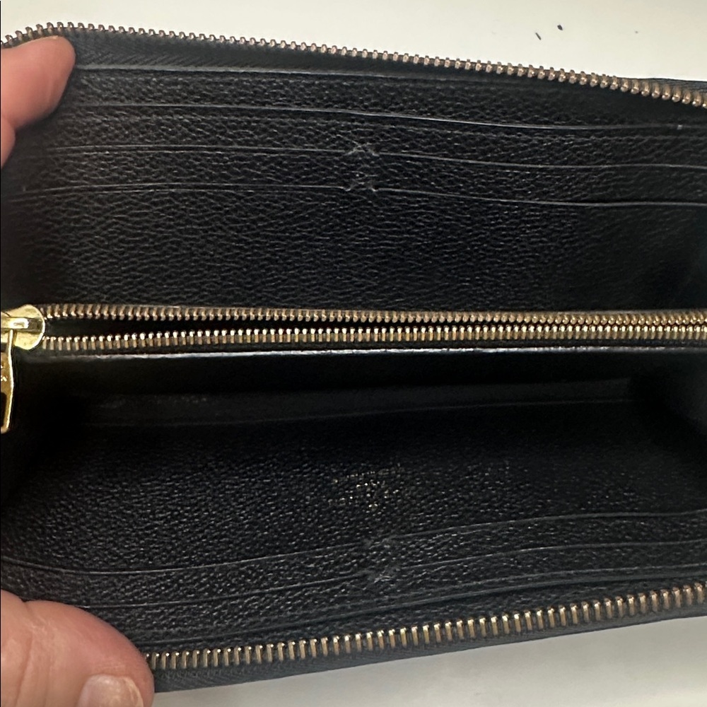Louis Vuitton Black Leather Wallet - Picture 6 of 6
